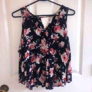 Shoulder cutout blouse